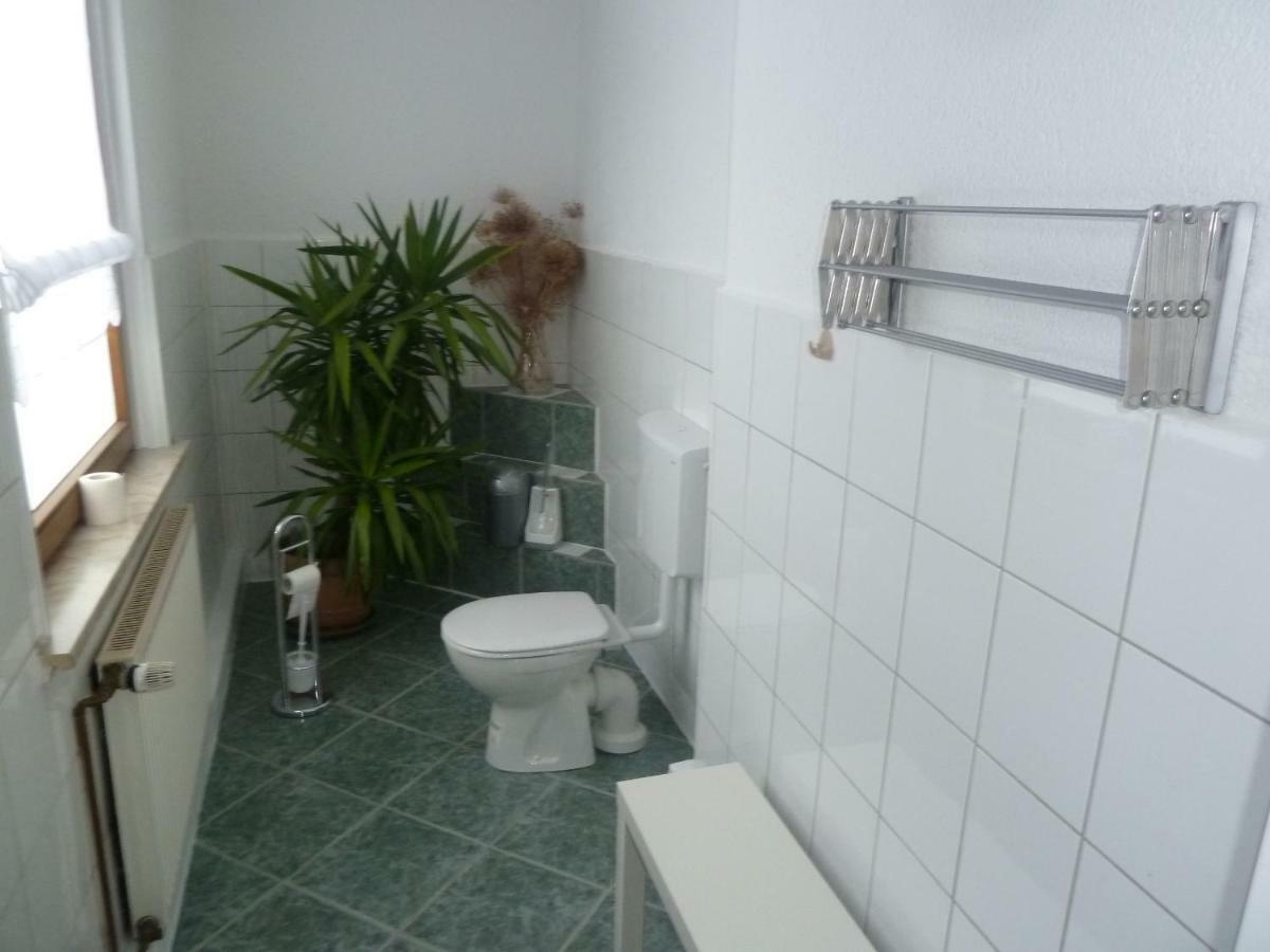 Appartement Im Gelben Haus à Brotterode Extérieur photo