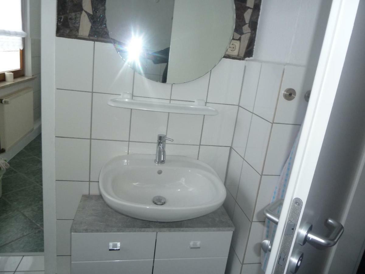 Appartement Im Gelben Haus à Brotterode Extérieur photo